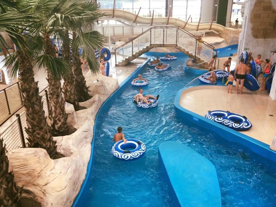 Apartament Aquasfera レダ エクステリア 写真